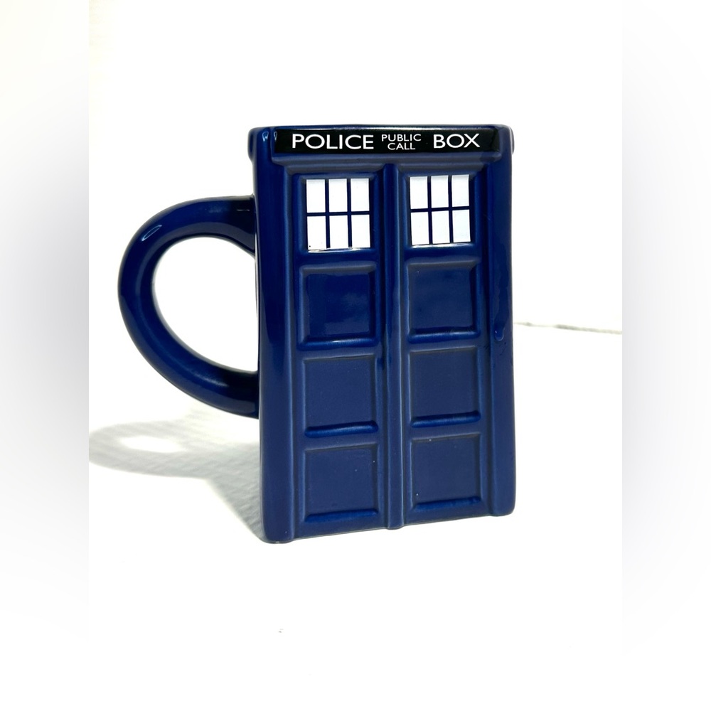 Doctor Who Tardis Police Call Box Ceramic Mug 18oz | USED